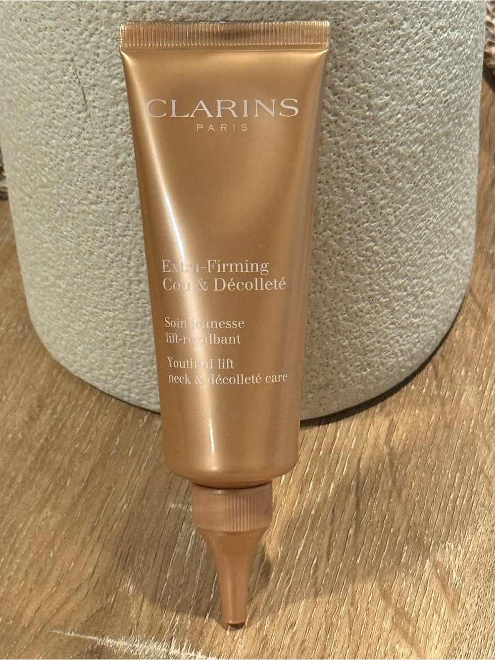 Clarins extra firming Neck & Décolleté Cream Tube